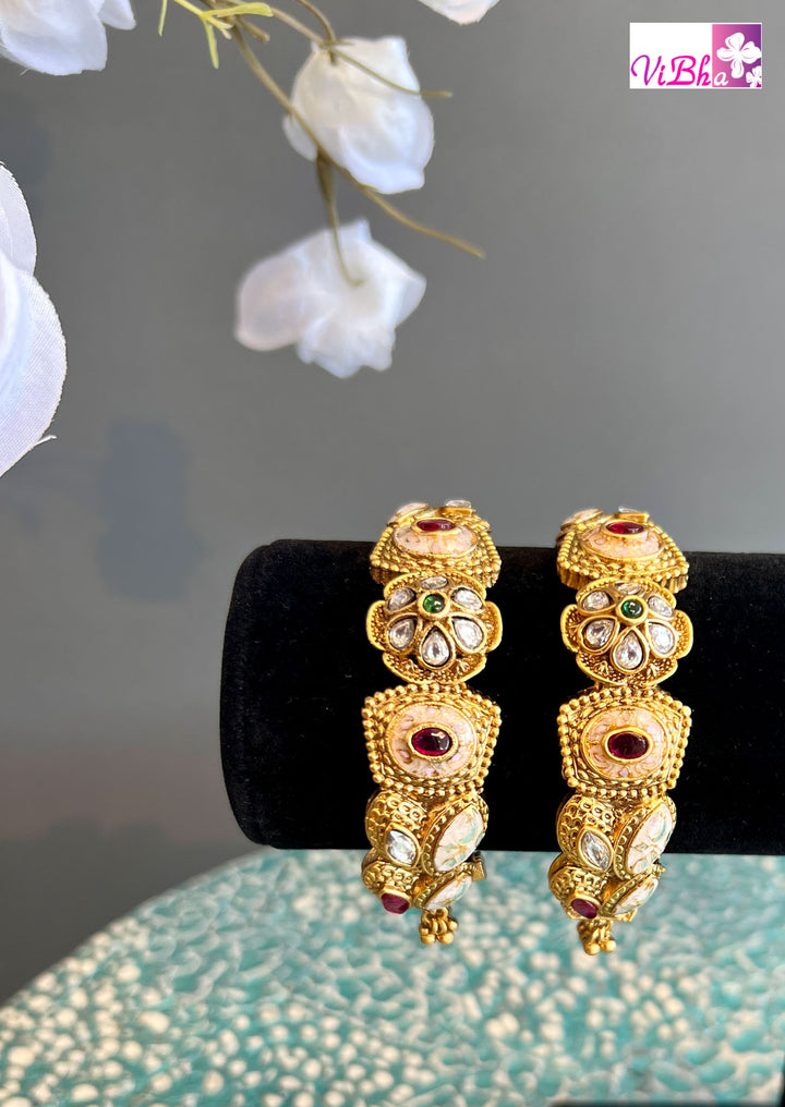 Floral Design Kundan Bangles