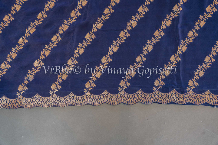 Navy Blue Banarasi Silk Saree And Blouse With Diagonal Lines And Scalloped Borders