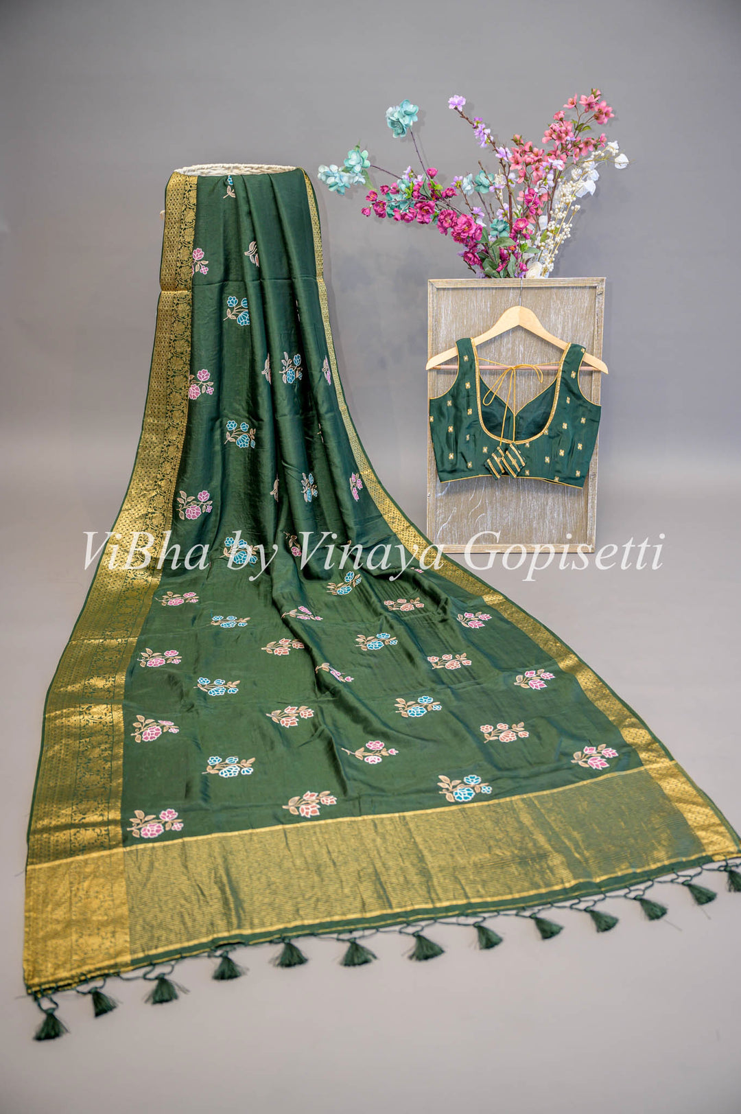 Dark Green Banarasi Silk Embroidered Saree And Blouse