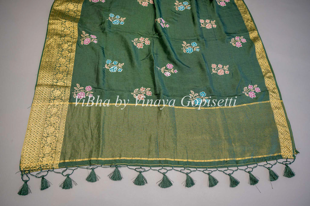 Dark Green Banarasi Silk Embroidered Saree And Blouse