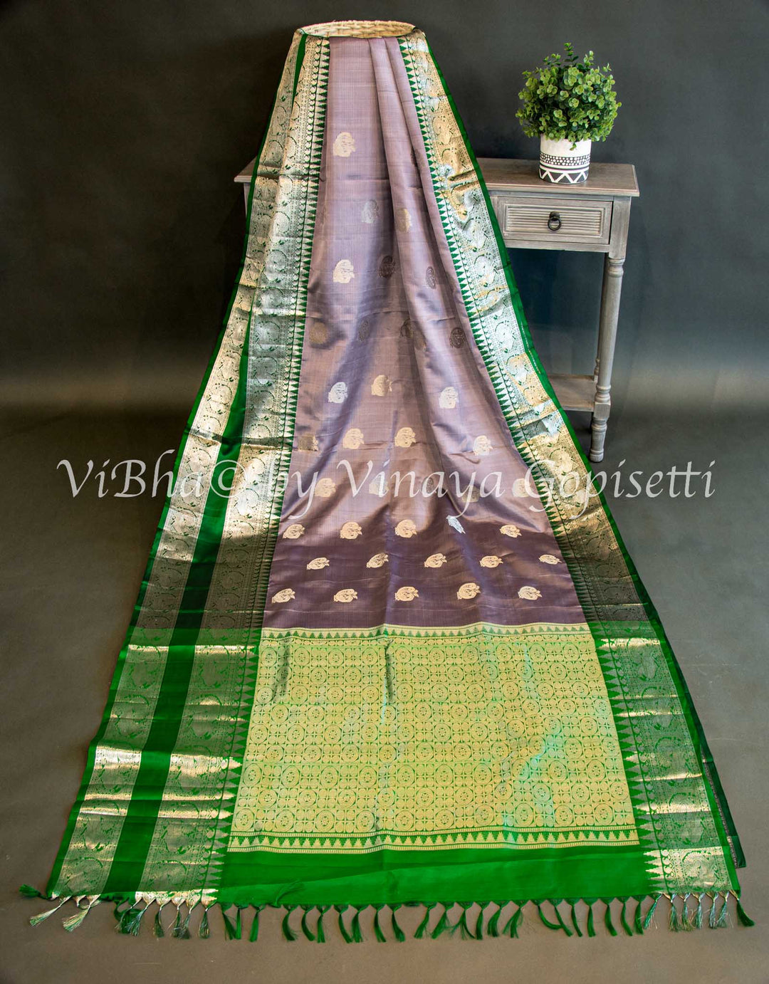 Gray and Green Combination Venkatagiri Silk Saree And Blouse