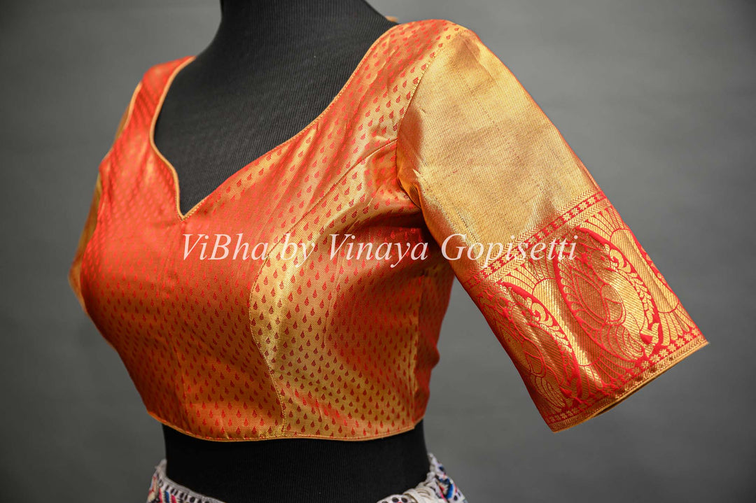 Gold Tissue And Red Borders Kanchi Silk Saree And Blouse