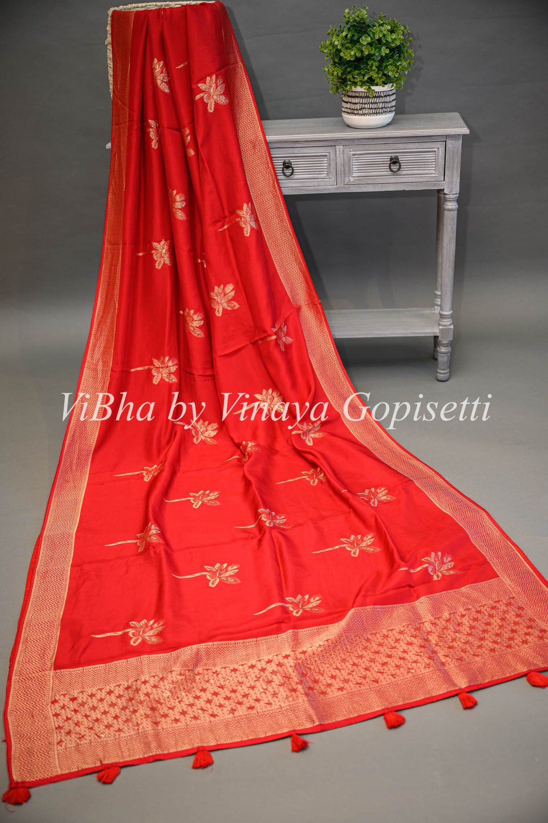 Red Banarasi Silk Saree With Flower Motifs