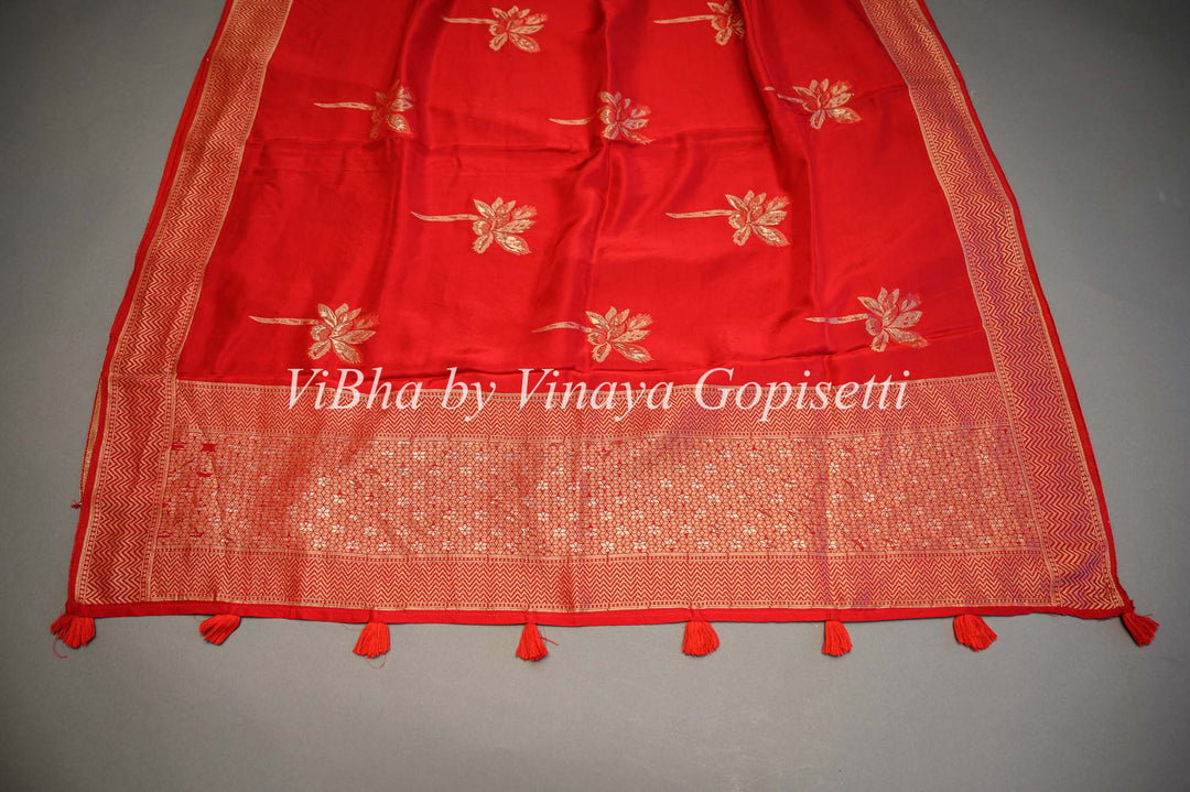 Red Banarasi Silk Saree With Flower Motifs