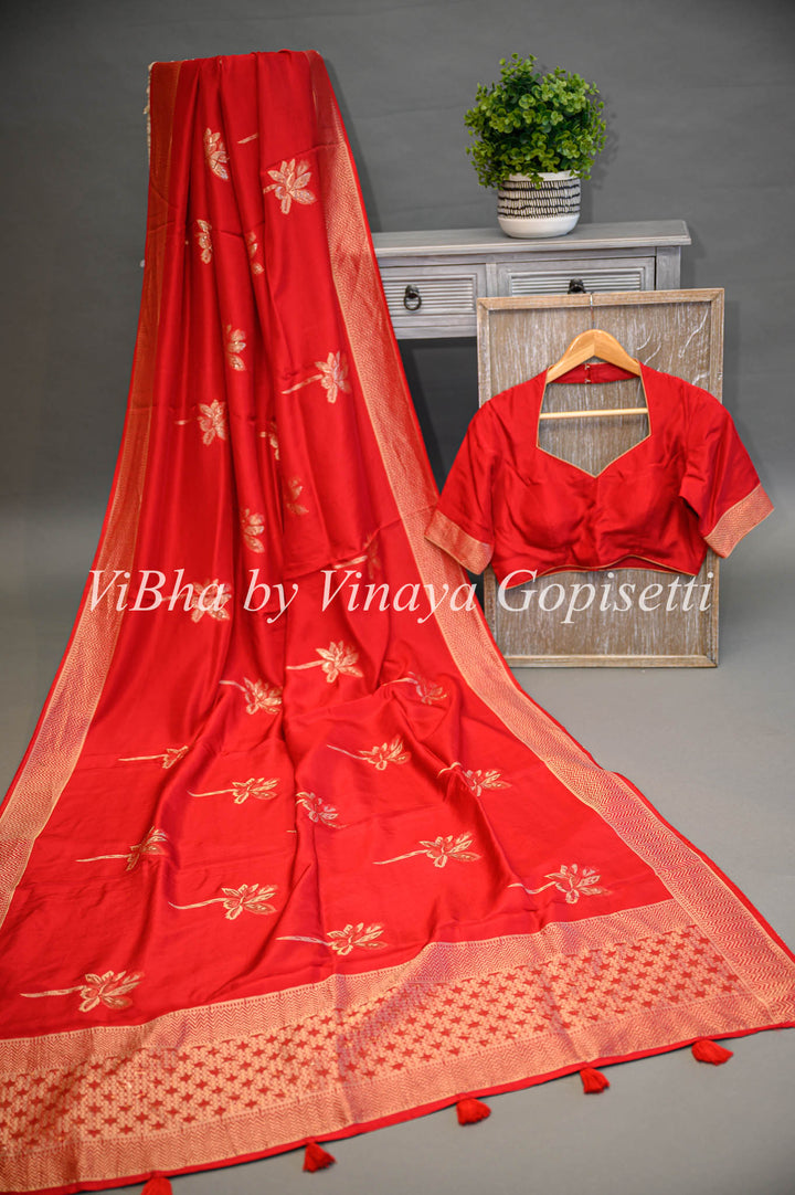 Red Banarasi Silk Saree With Flower Motifs