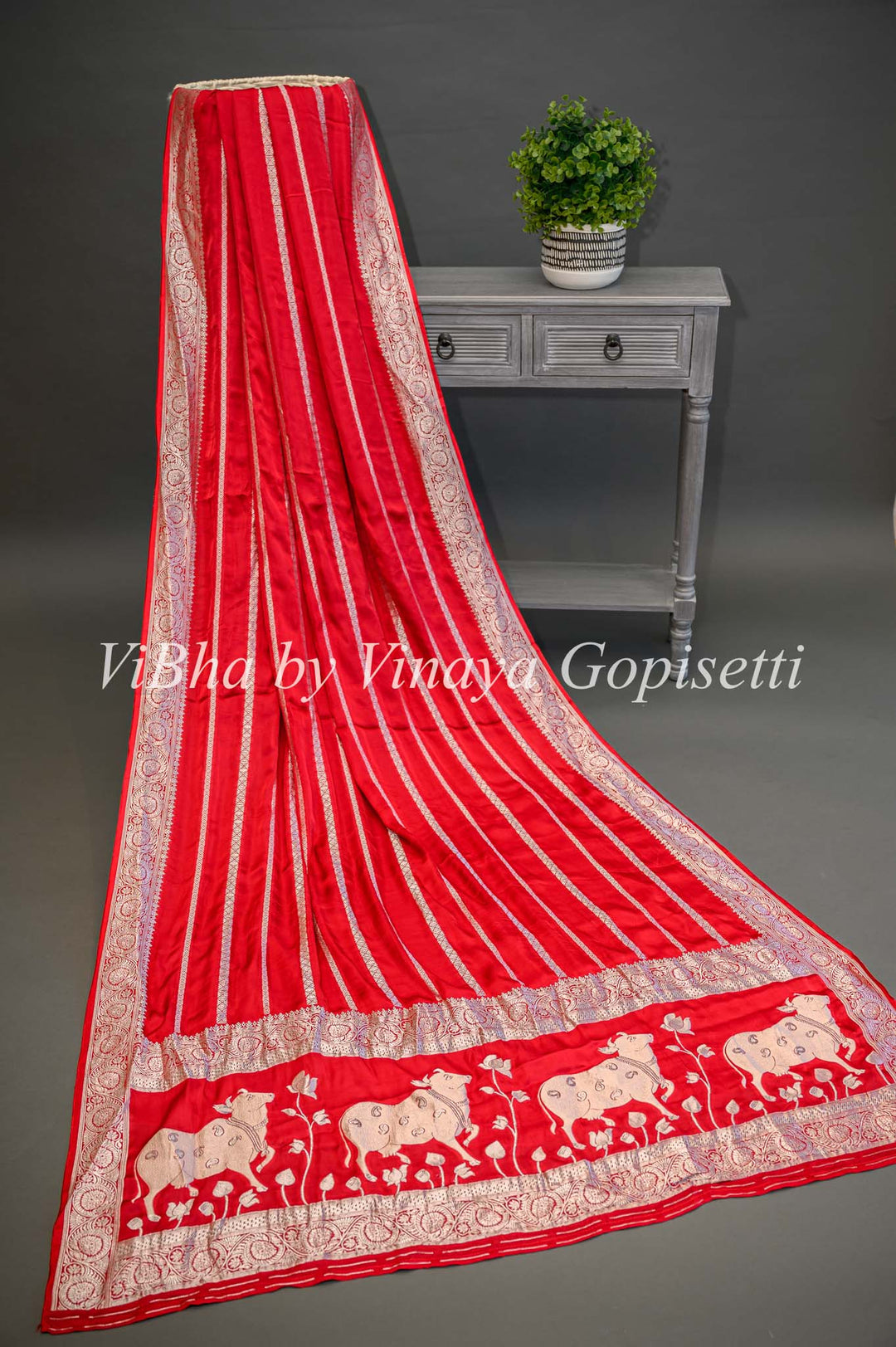 Red Banarasi Silk Saree With Lines Zari And Pichwai Pallu With Blouse