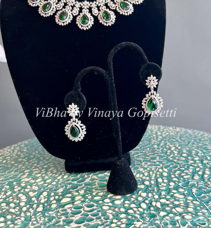 Emerald and AD Necklace Set