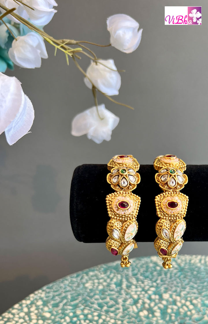 Floral Design Kundan Bangles