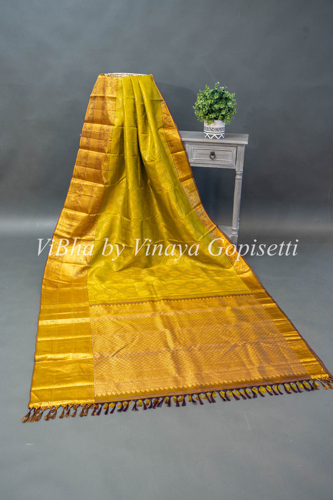 Light and Dark Olive Kanchi Silk Saree And Blouse