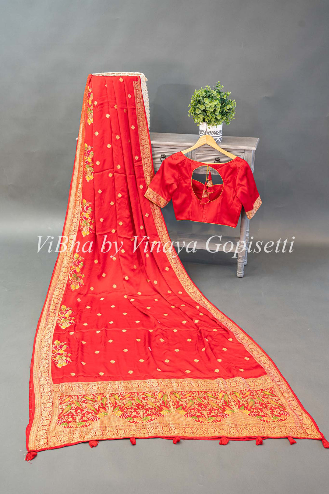 Red Raw Mango Banarasi Silk Saree With Meenakari work Borders And Blouse