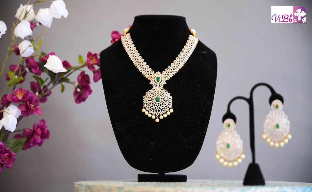 Accessories & Jewelry - Emerald AD Set