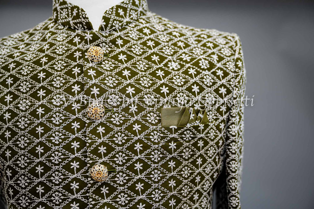 Accessories & Jewelry - Olive Green Thread Embroidery Kurta With White Bottom