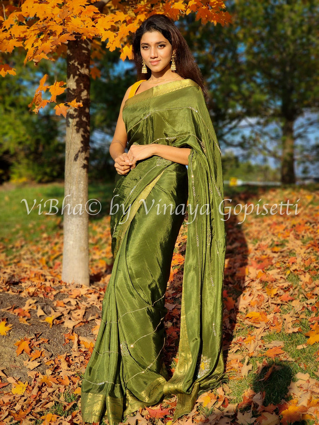 Designer Sarees - Mehendi Green & Mustard Yellow Chinoori Silk Saree