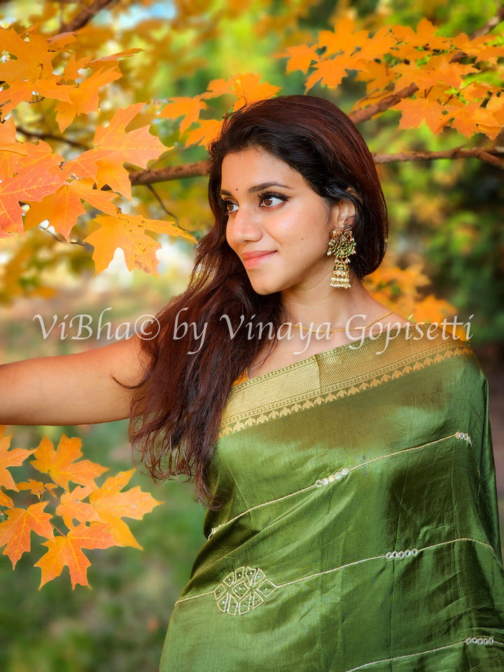 Designer Sarees - Mehendi Green & Mustard Yellow Chinoori Silk Saree