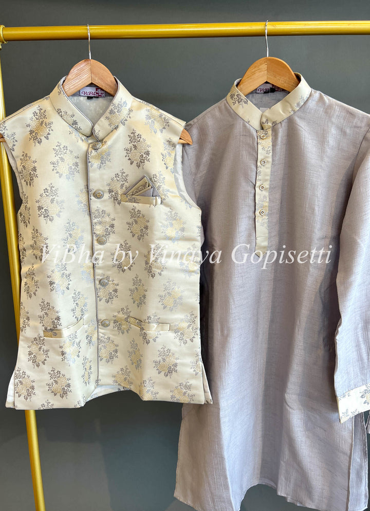 Men's Wear - Grey Kurta And Bottom With Gold Printed Vest