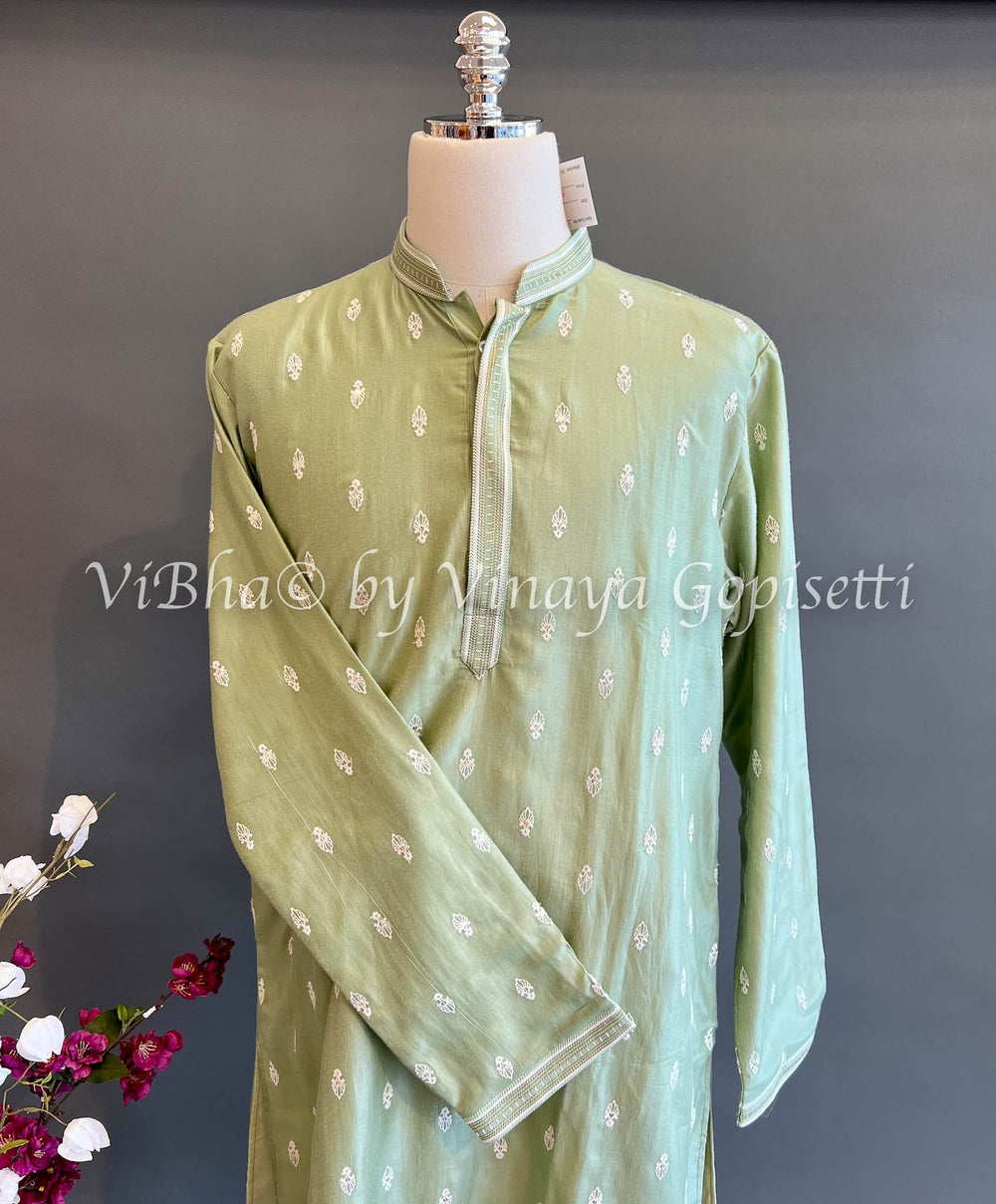 Men's Wear - Sage Green Embroidered Men's Kurta With Bottom