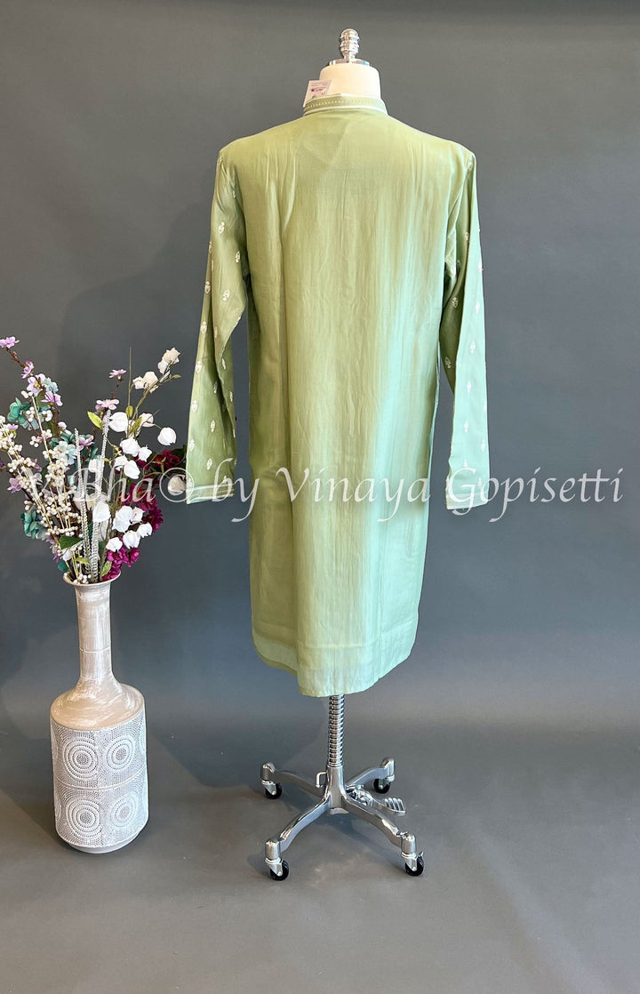 Men's Wear - Sage Green Embroidered Men's Kurta With Bottom