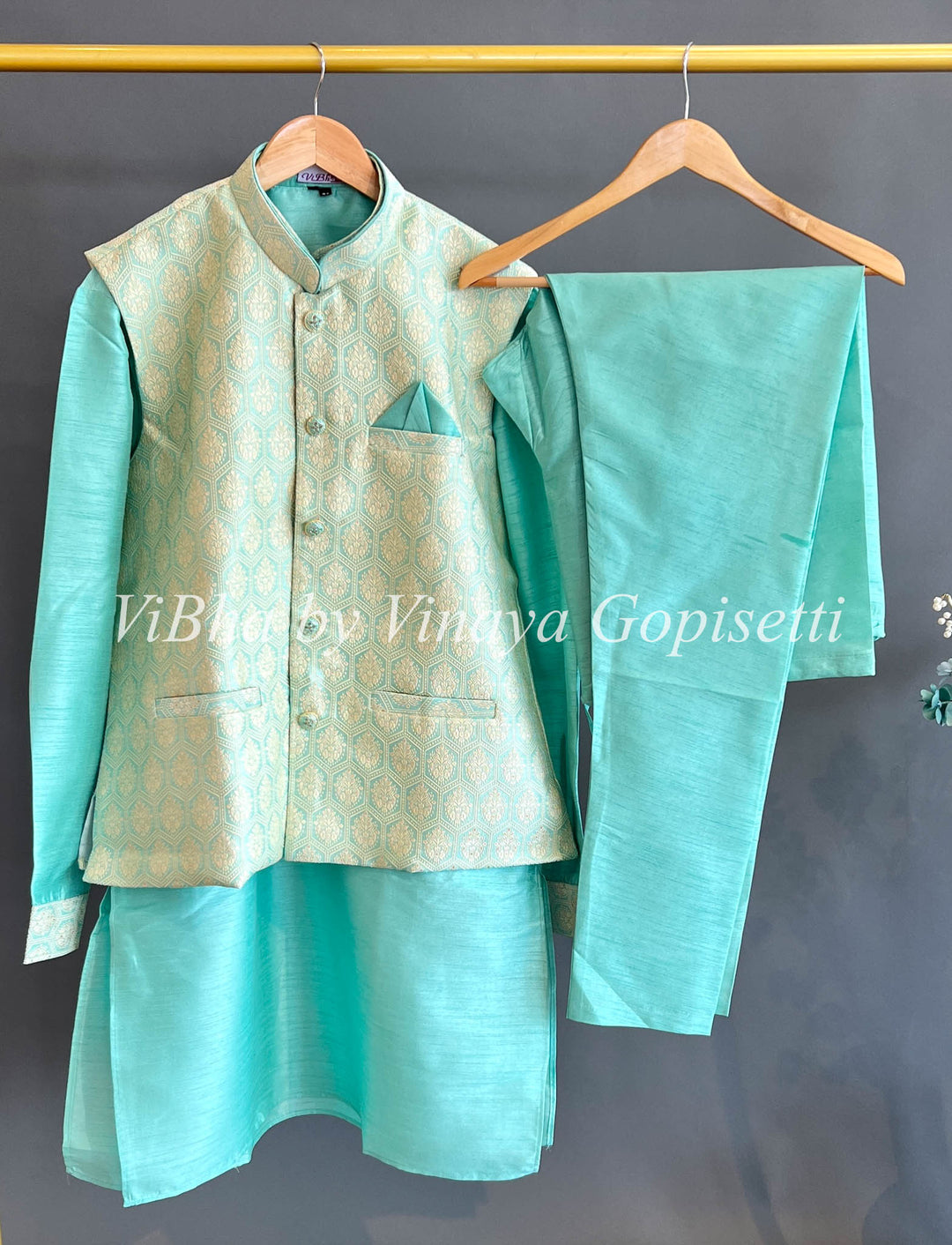 Men's Wear - Turquoise Green Kurta And Bottom With Vest