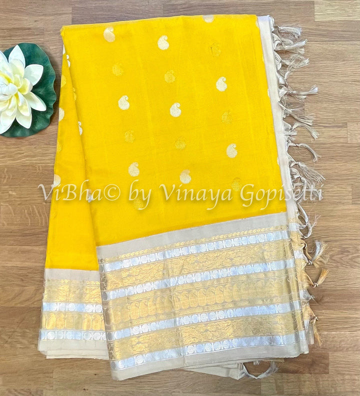 SAREE - Yellow And Gold Gadwal Silk Saree